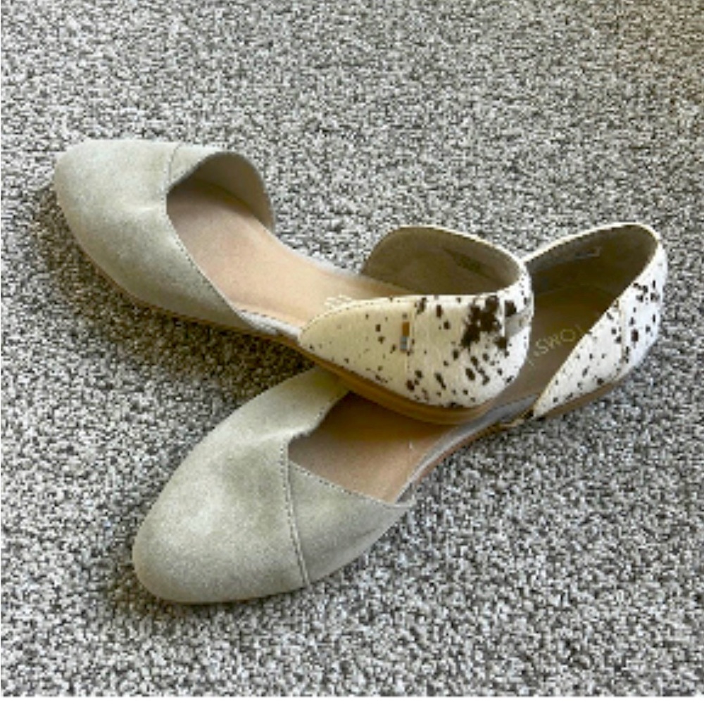 NWOT Toms Julie D’Orsay Leather and Calf Hair Flats in Cobblestone